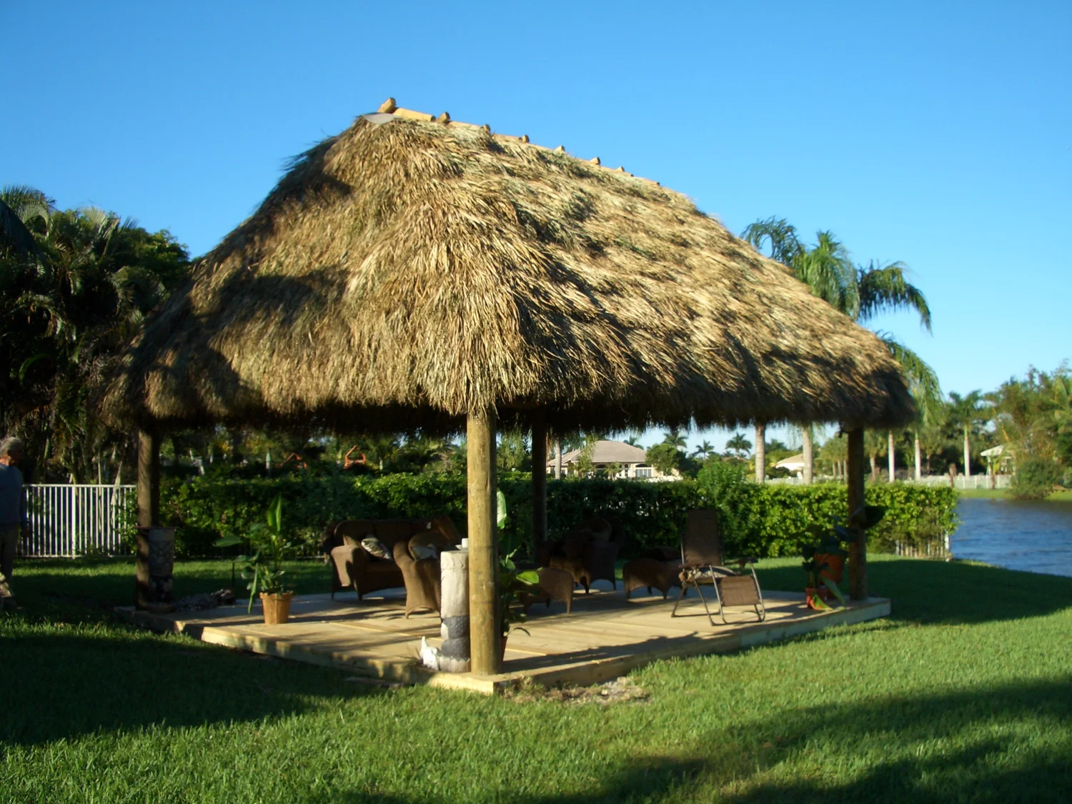 Tiki hut project 81